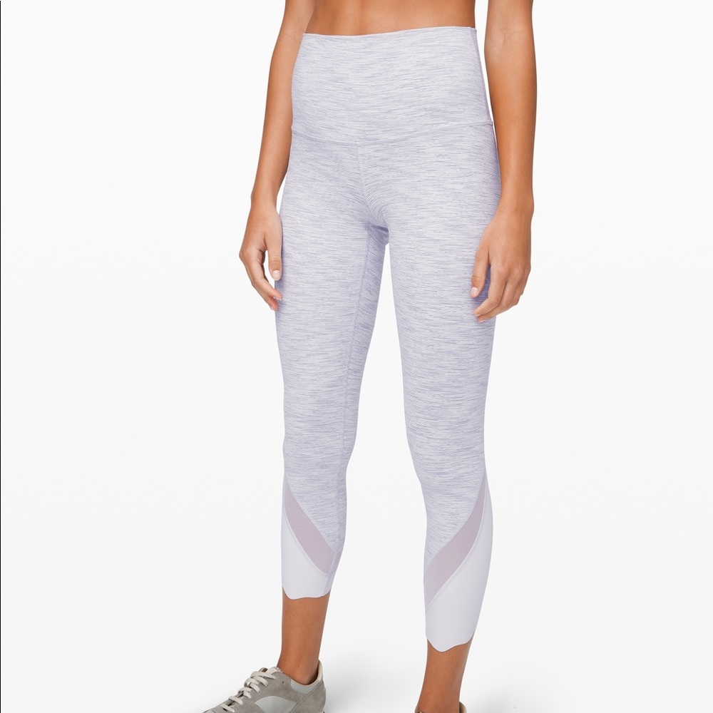 LIMITED EDITION lululemon wunder under scallop